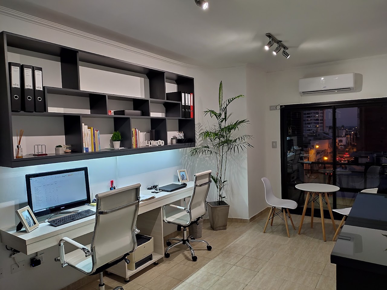Sala de reuniones de Estudio Contable RS